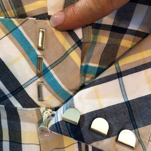 🍁3/$25🍁Plaid Bermuda Shorts - Picture 4 of 5